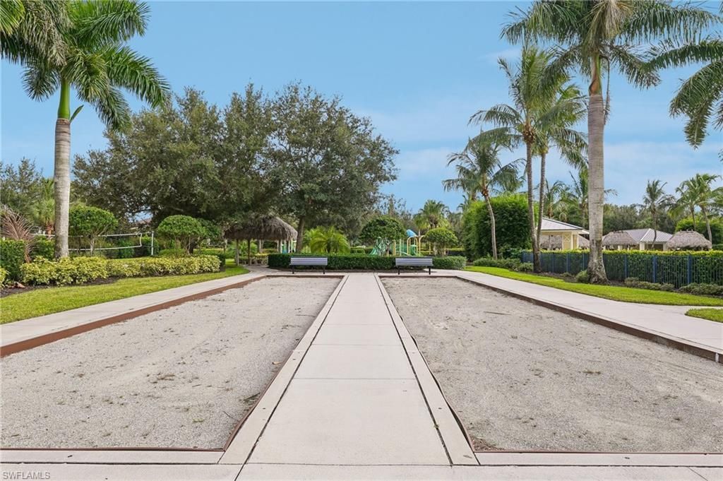 2583 Vine Ave, Naples, FL 34120 Photo
