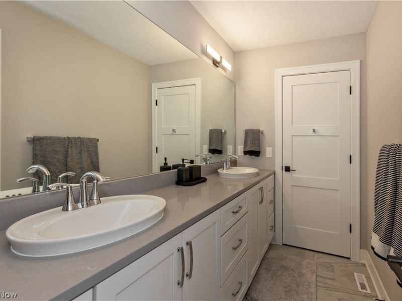 3450 Rembrandt Lane, Pepper Pike, OH 44124 Photo 33