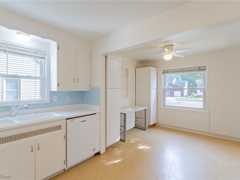 1188 S Green Road, South Euclid, OH 44121 Photo 7