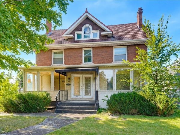 3400 Tuscarawas Street W, Canton, OH 44708