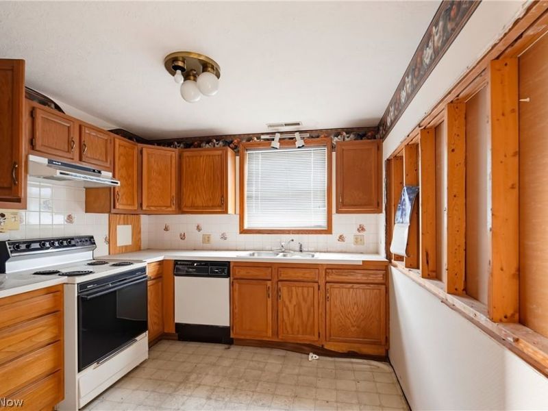 3400 Tuscarawas Street W, Canton, OH 44708 Photo 13