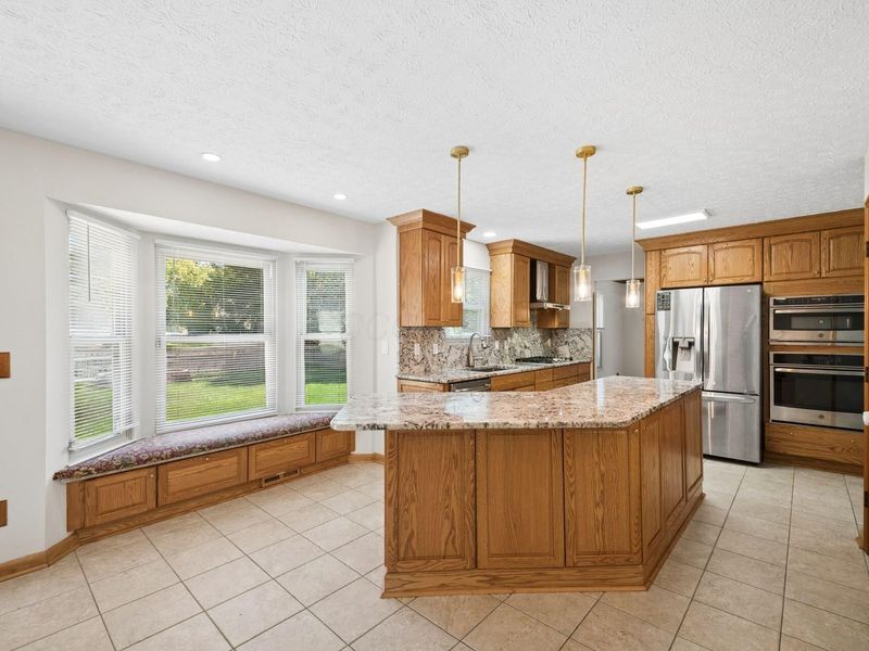8681 Kirkland Drive, Lewis Center, OH 43035 Photo 14