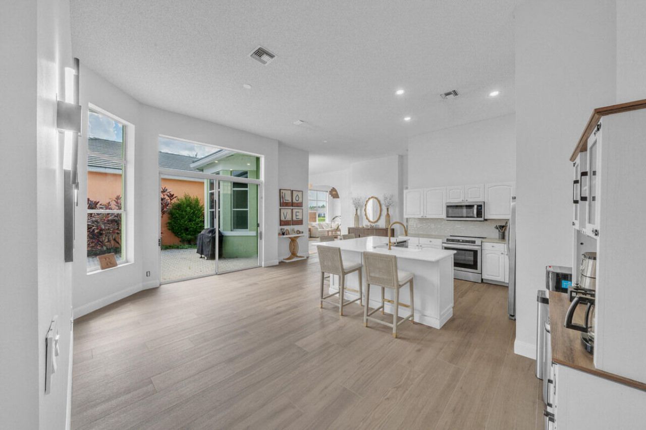 7693 Rockford Road, Boynton Beach, FL 33472 Photo