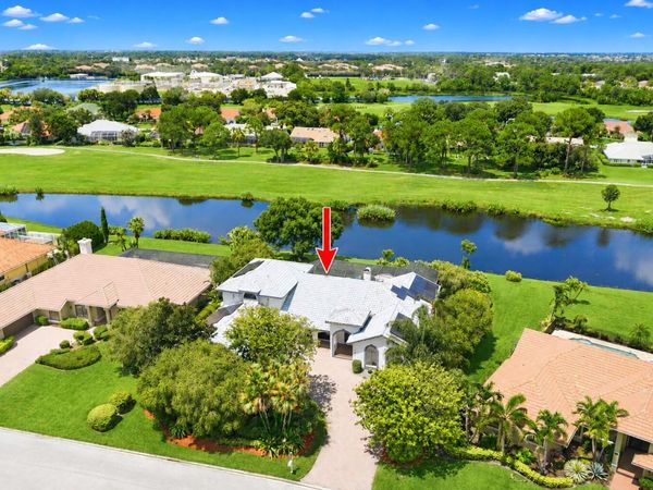 1157 SW Mirror Lake Cove, Port St. Lucie, FL 34986