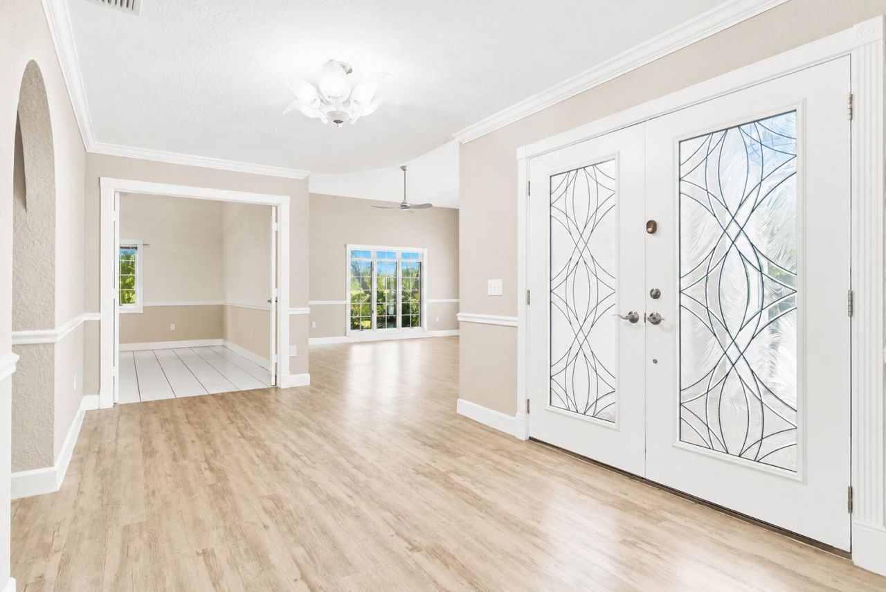 1157 SW Mirror Lake Cove, Port Saint Lucie, FL 34986 Photo