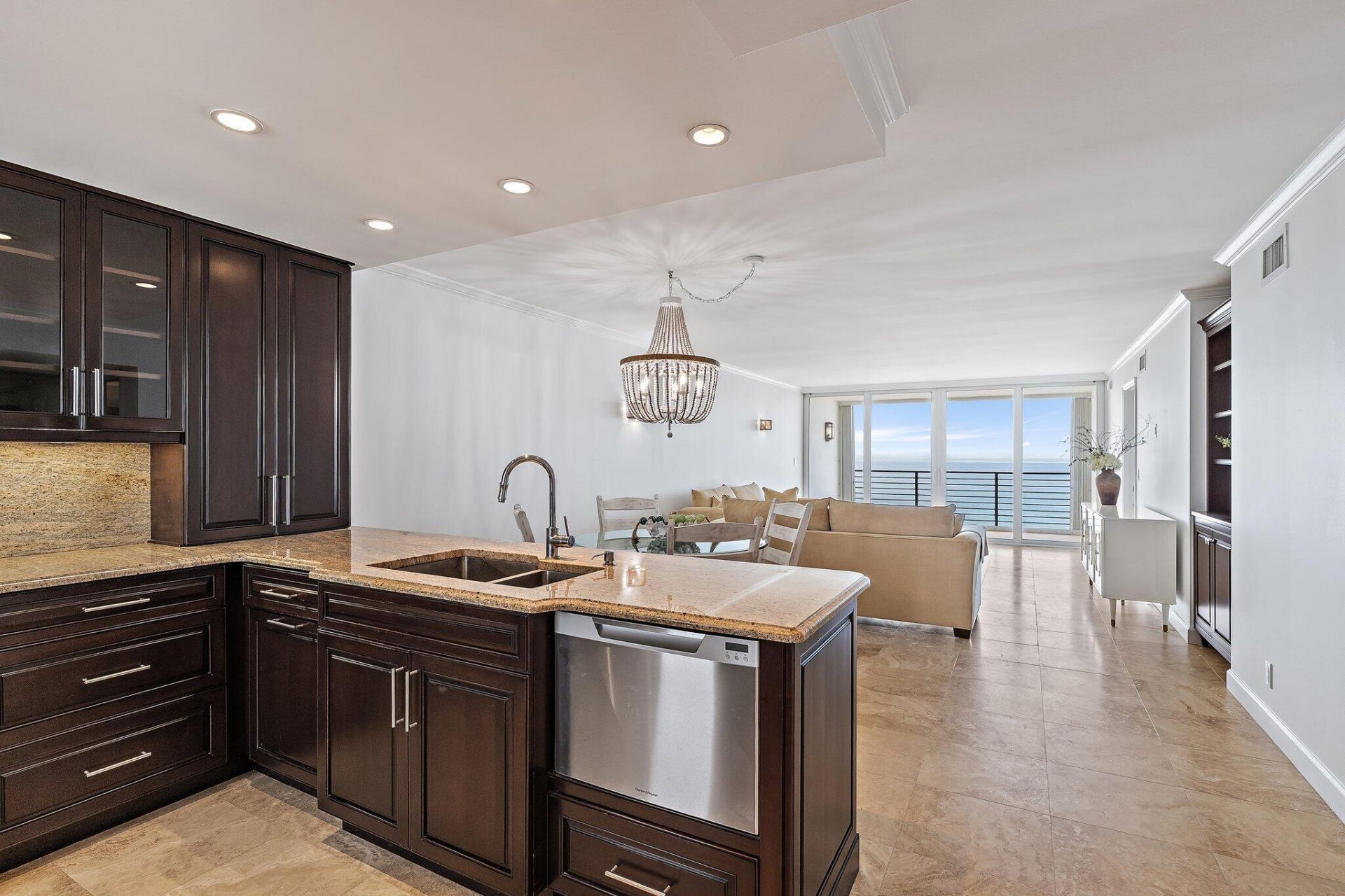 900 Ocean Drive, Unit 705, Juno Beach, FL 33408 Photo