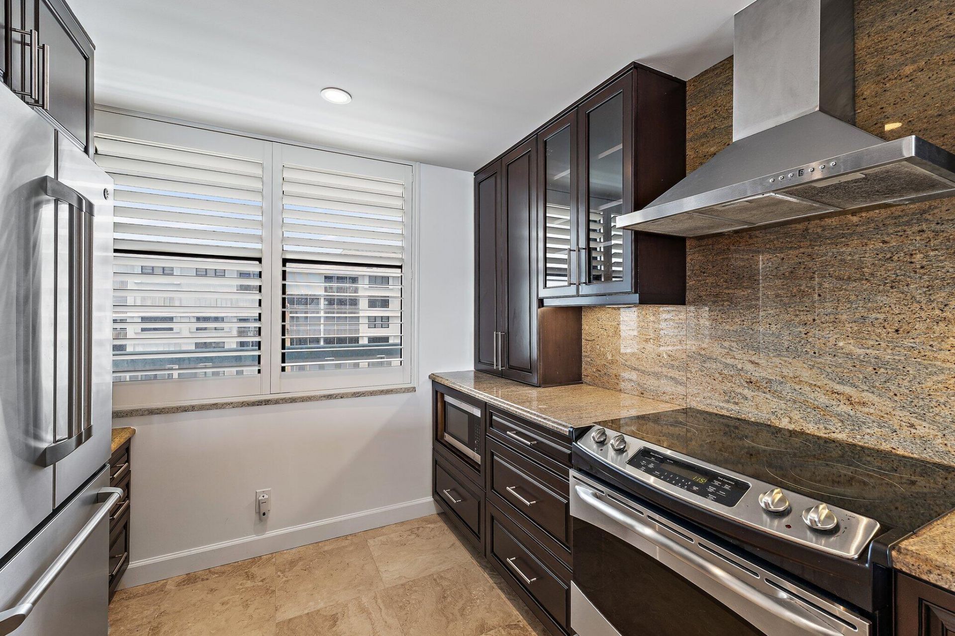 900 Ocean Drive, Unit 705, Juno Beach, FL 33408 Photo