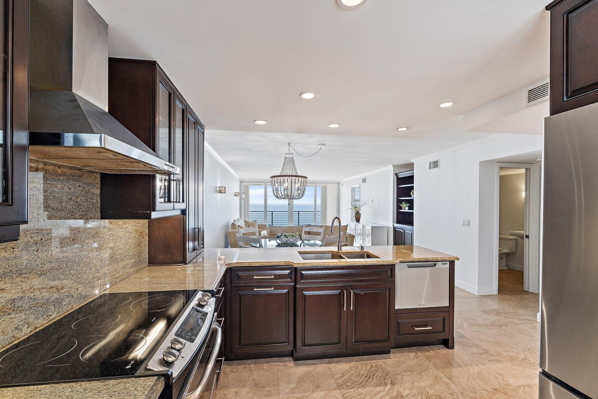 900 Ocean Drive, Unit 705, Juno Beach, FL 33408 Photo