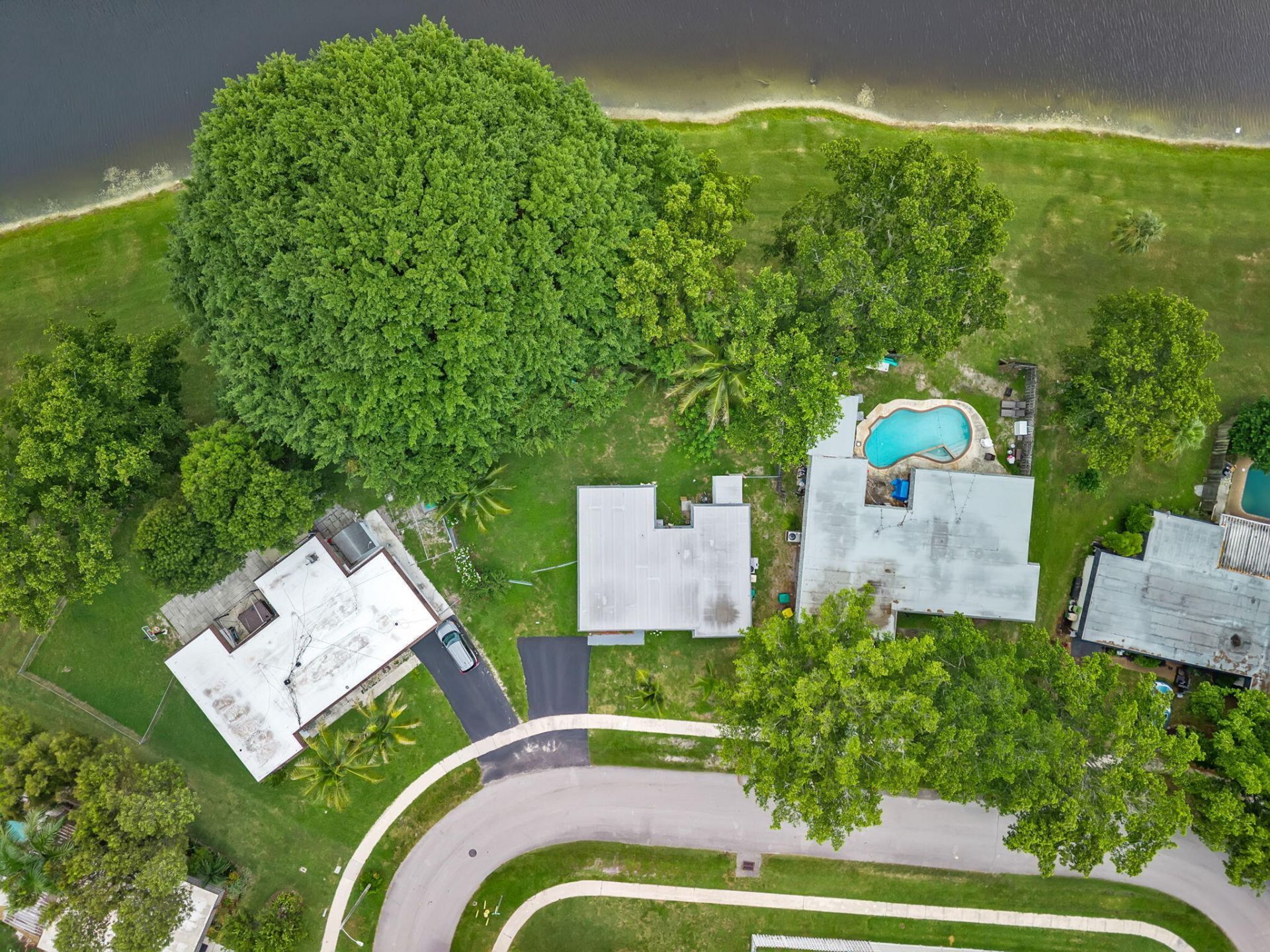 6807 NW 80th Court, Tamarac, FL 33321 Photo