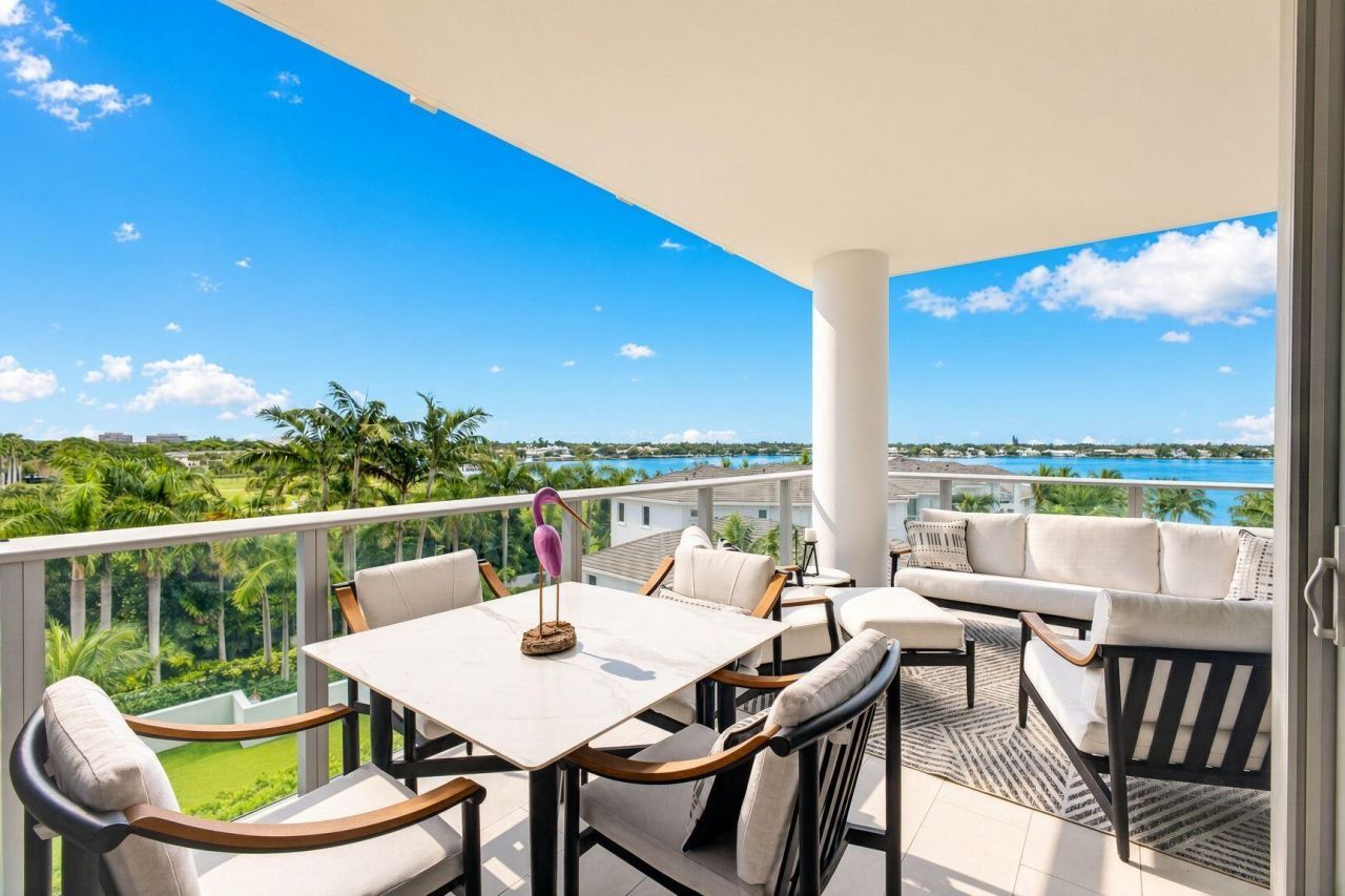 1 Water Club Way, Unit 503, North Palm Beach, FL 33408 Photo