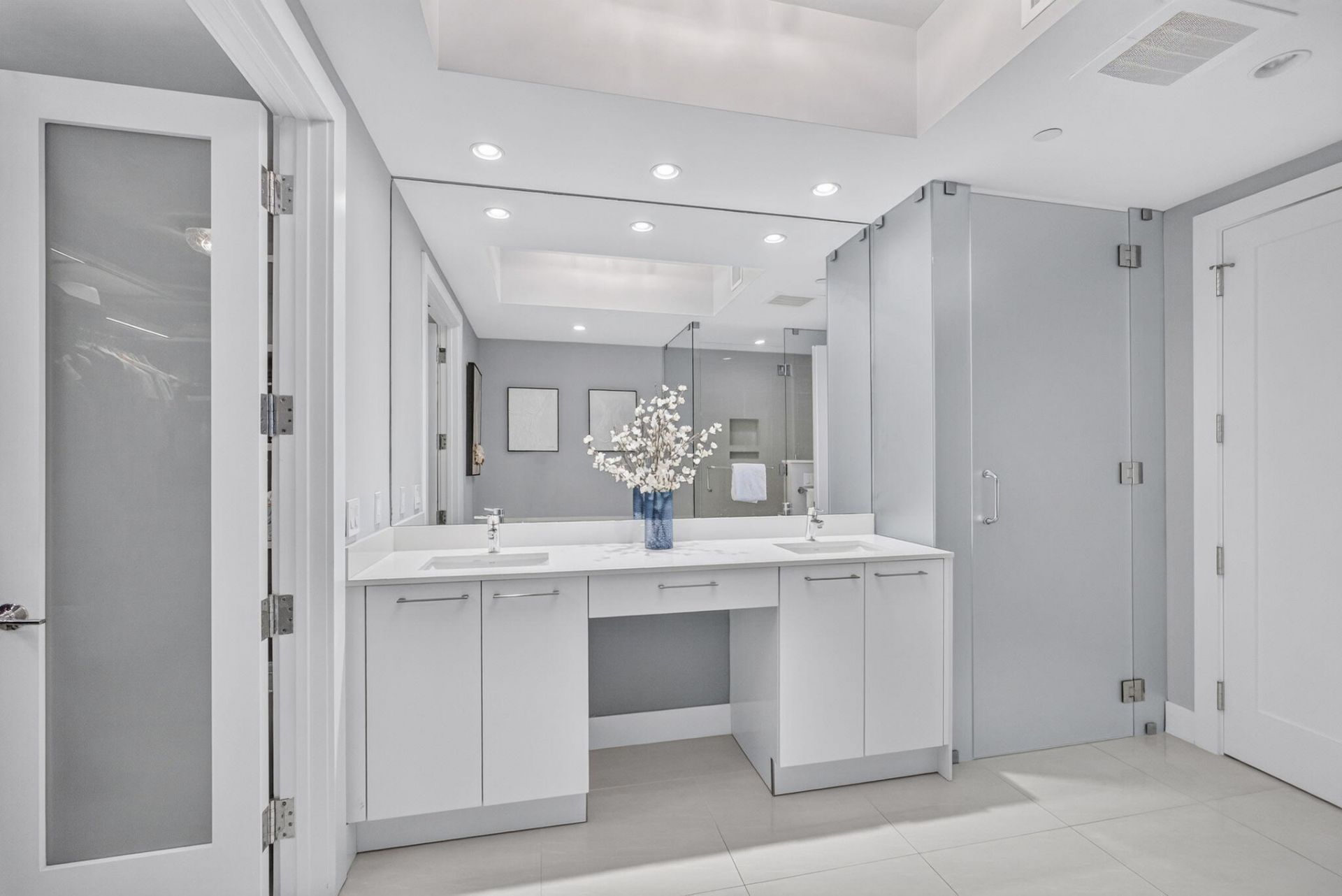 1 Water Club Way, Unit 503, North Palm Beach, FL 33408 Photo