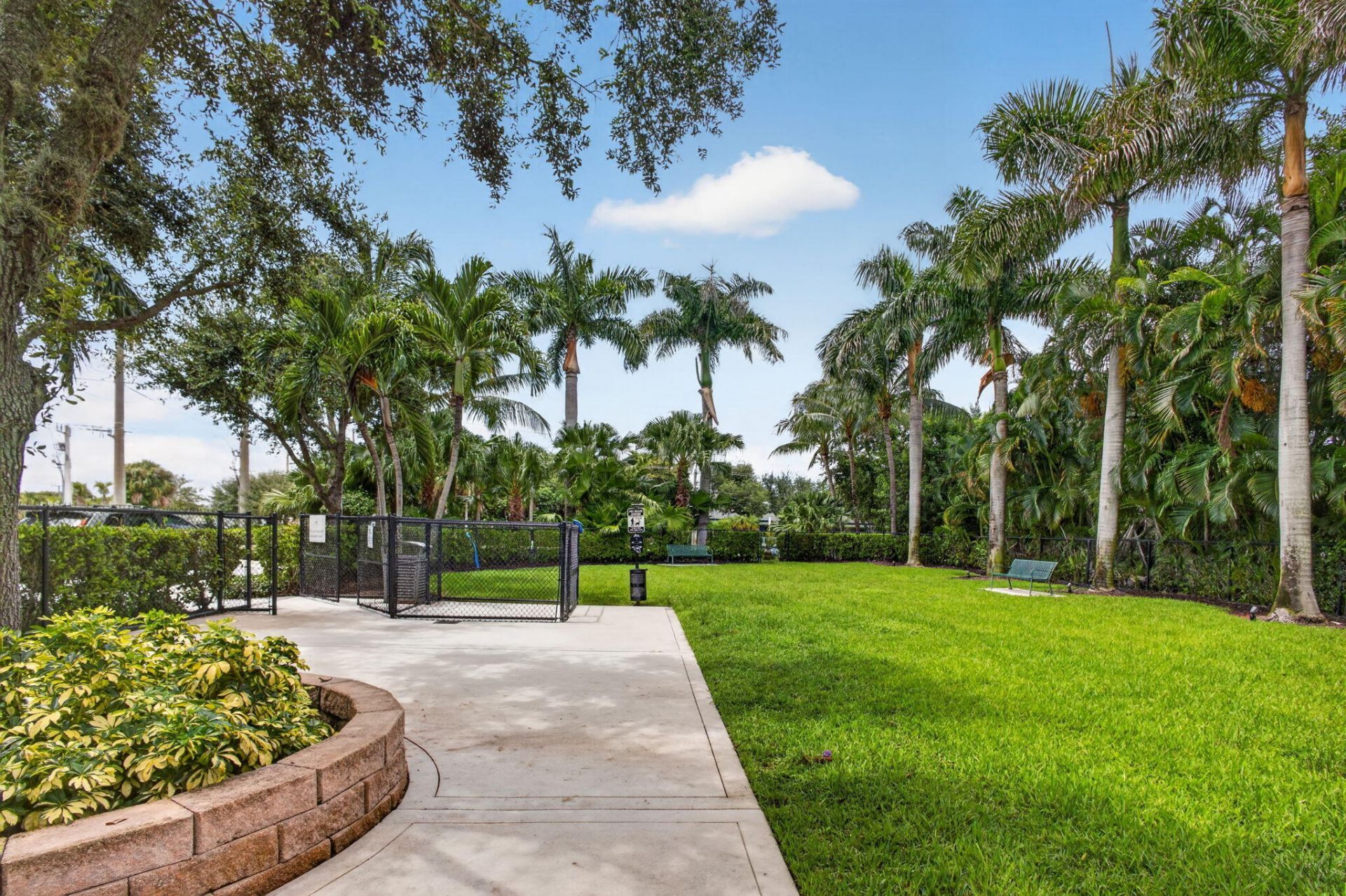 1 Water Club Way, Unit 503, North Palm Beach, FL 33408 Photo