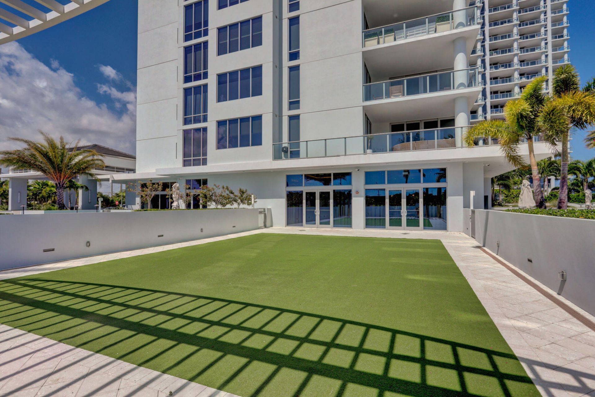 1 Water Club Way, Unit 503, North Palm Beach, FL 33408 Photo