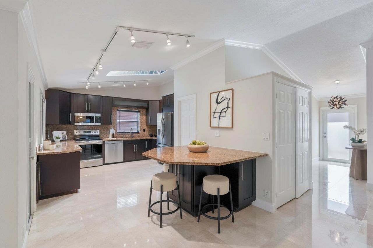 734 Camino Gardens Lane, Boca Raton, FL 33432 Photo