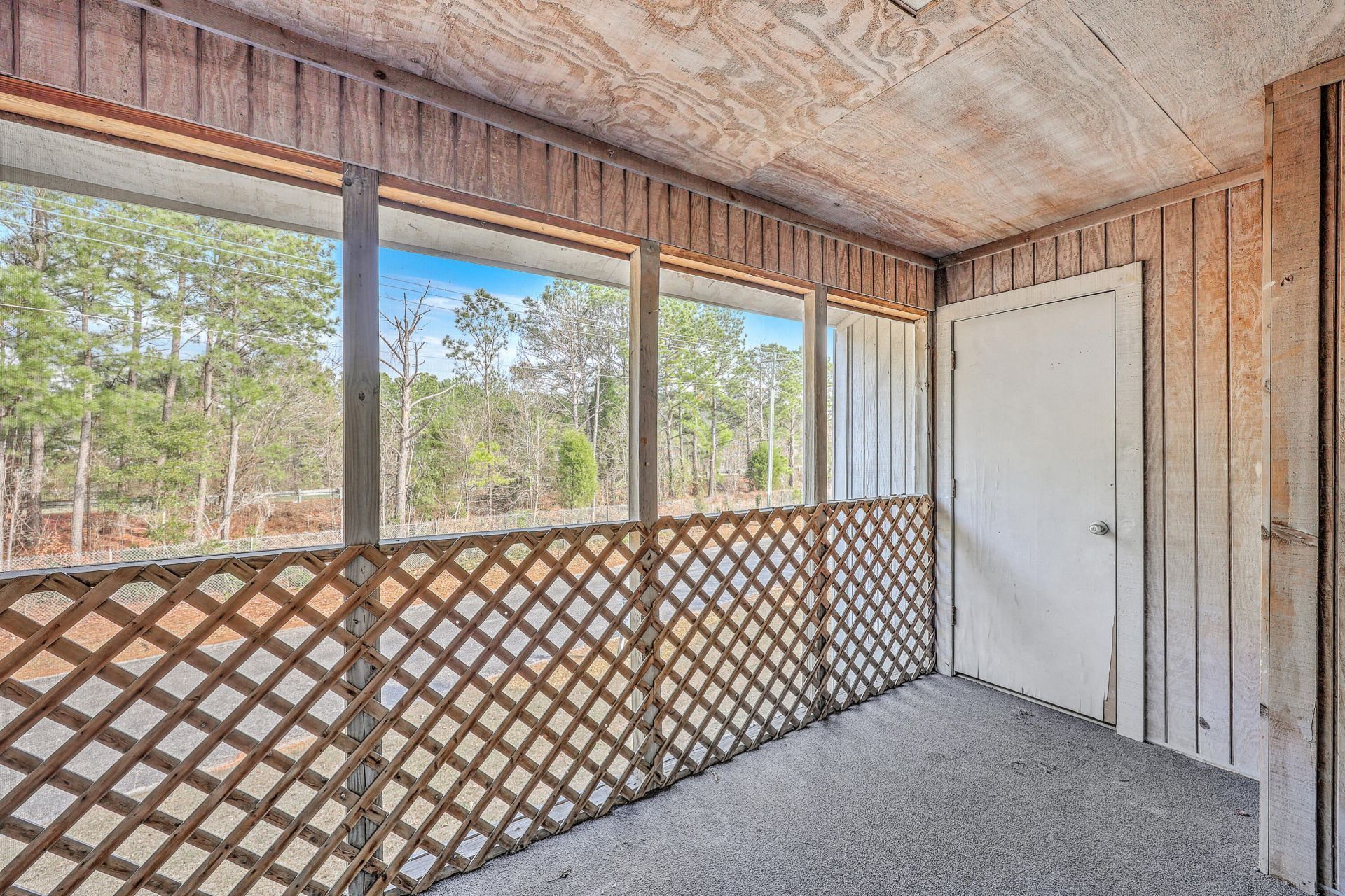 404 Greencastle Drive Photo 19