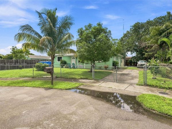 2622 NW 24th Ct , Fort Lauderdale, FL 33311