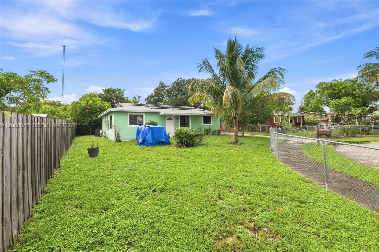 2622 NW 24th Ct, Fort Lauderdale, FL 33311 Photo