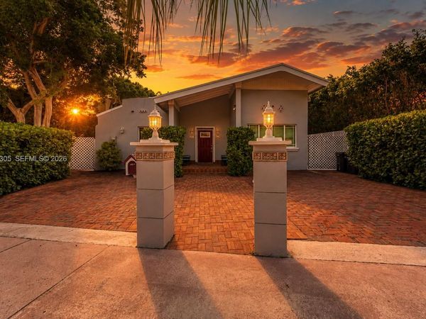 3719 Sheridan Ave , Miami Beach, FL 33140
