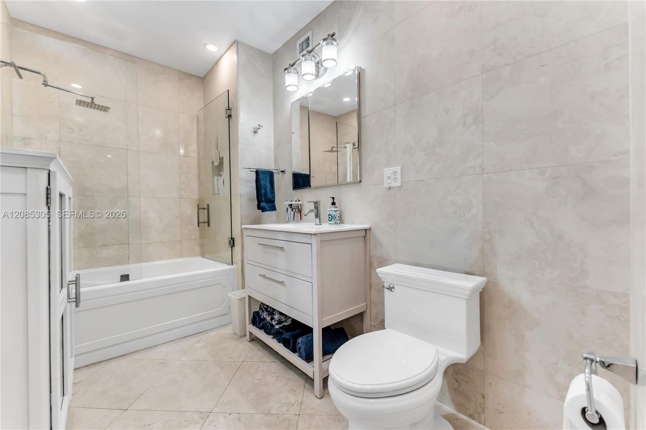 3719 Sheridan Ave, Miami Beach, FL 33140 Photo
