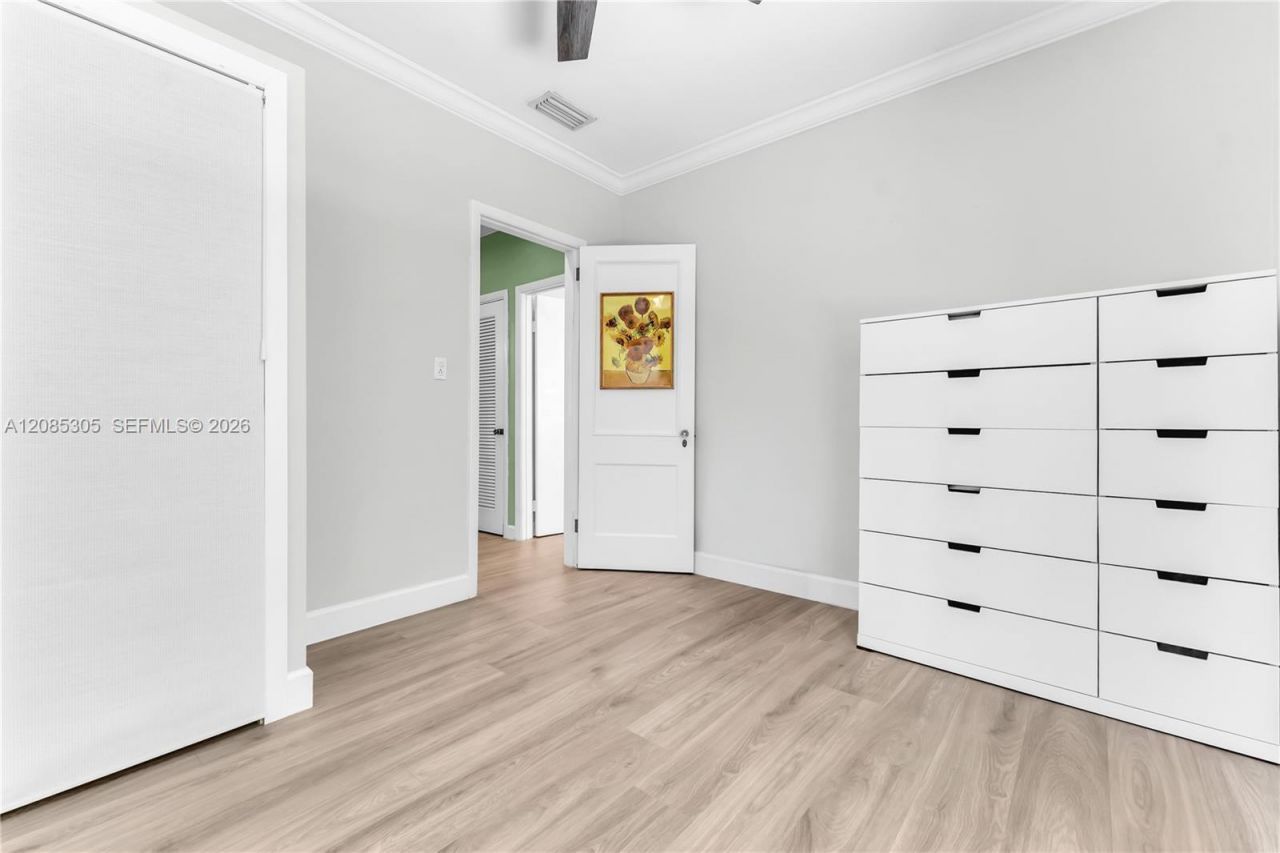 3719 Sheridan Ave, Miami Beach, FL 33140 Photo