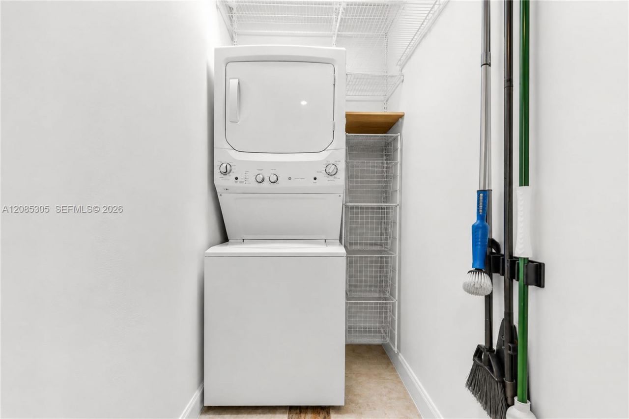 3719 Sheridan Ave, Miami Beach, FL 33140 Photo