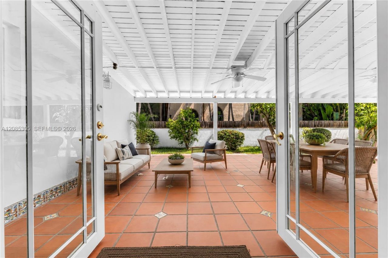 3719 Sheridan Ave, Miami Beach, FL 33140 Photo