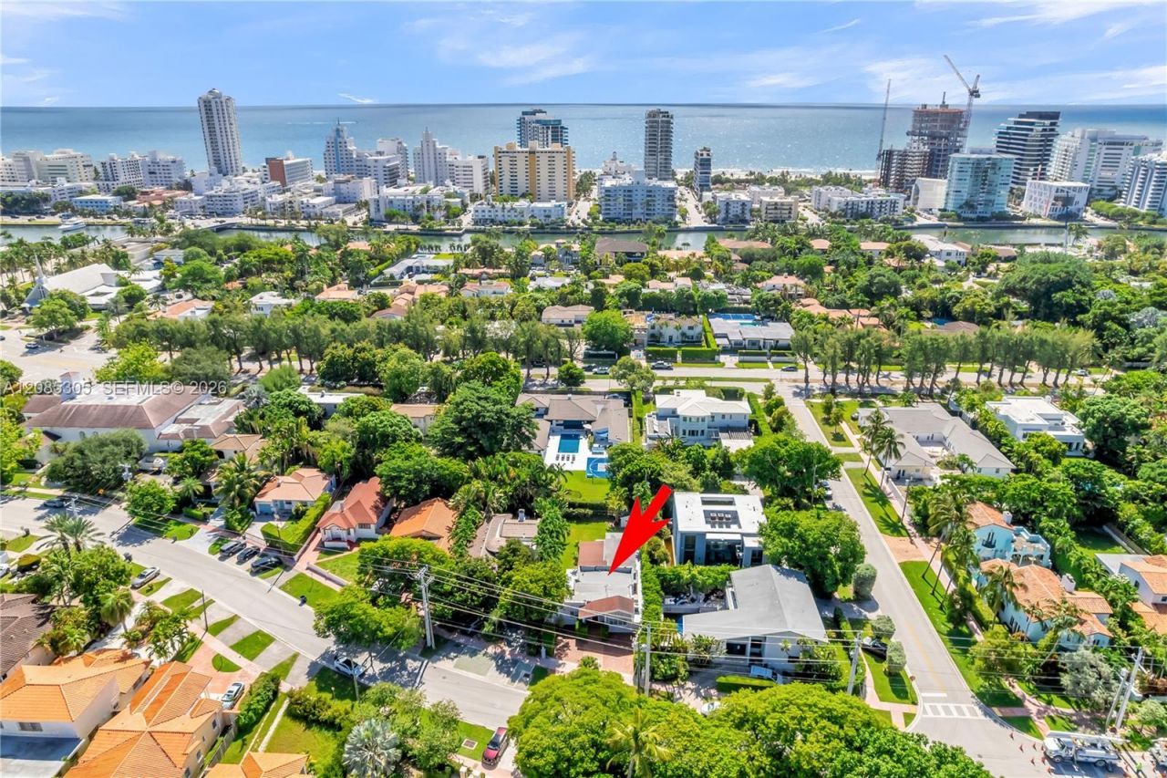 3719 Sheridan Ave, Miami Beach, FL 33140 Photo