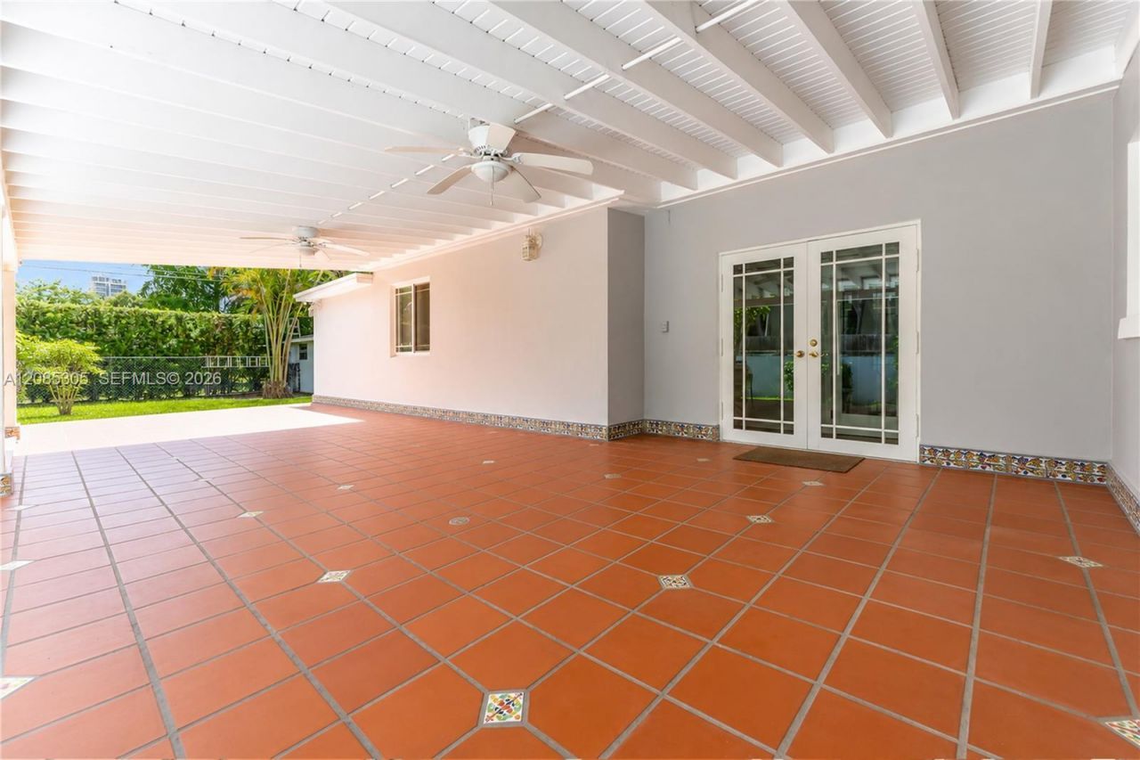 3719 Sheridan Ave, Miami Beach, FL 33140 Photo