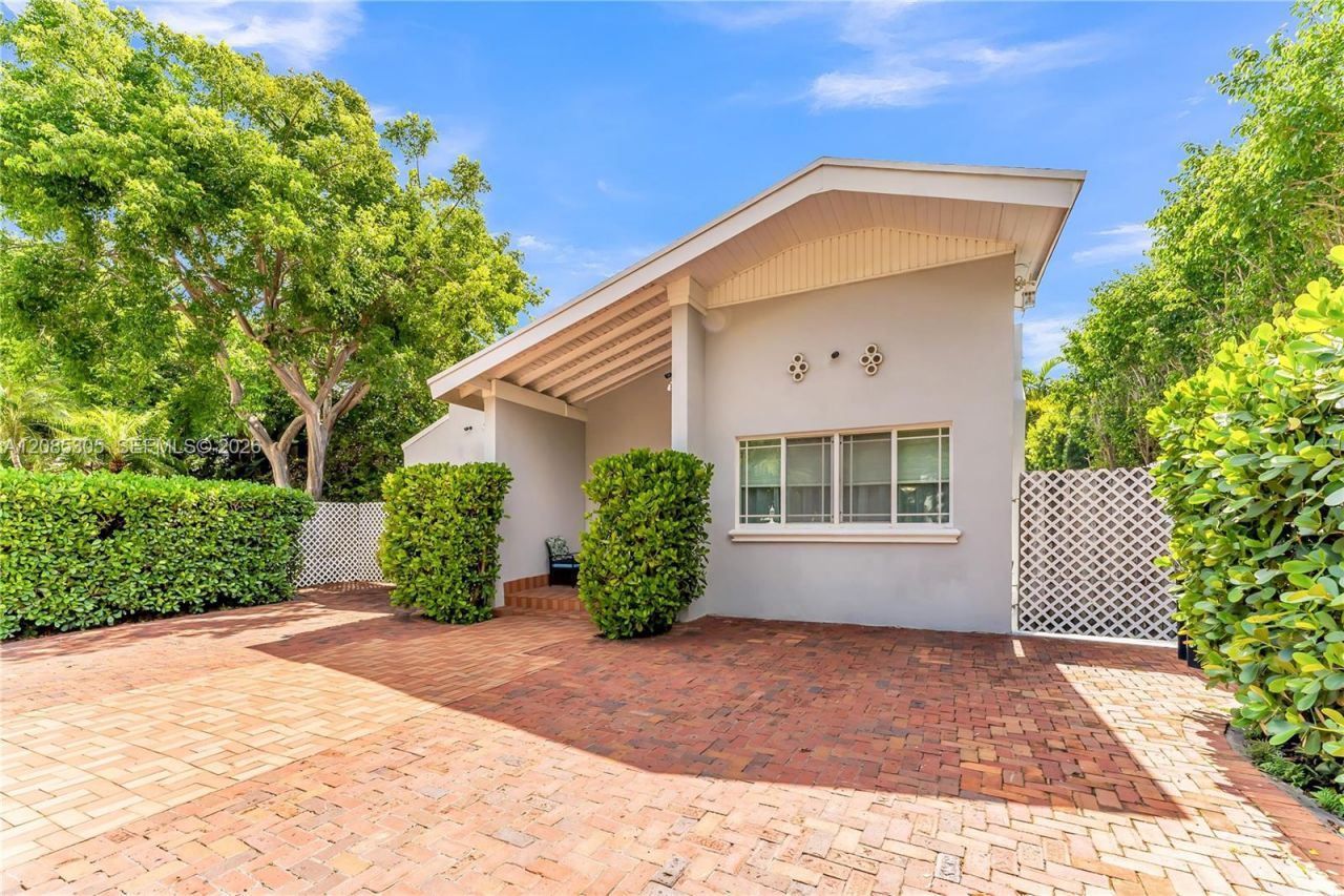 3719 Sheridan Ave, Miami Beach, FL 33140 Photo