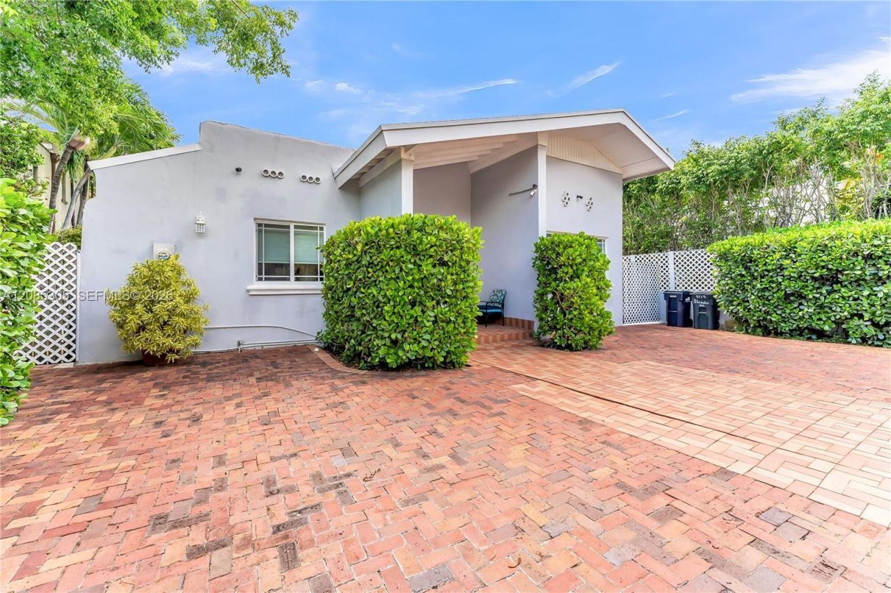 3719 Sheridan Ave, Miami Beach, FL 33140 Photo