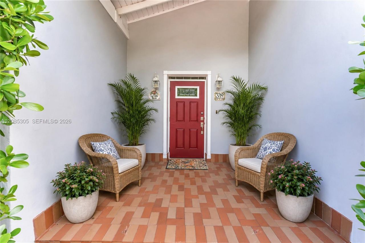 3719 Sheridan Ave, Miami Beach, FL 33140 Photo