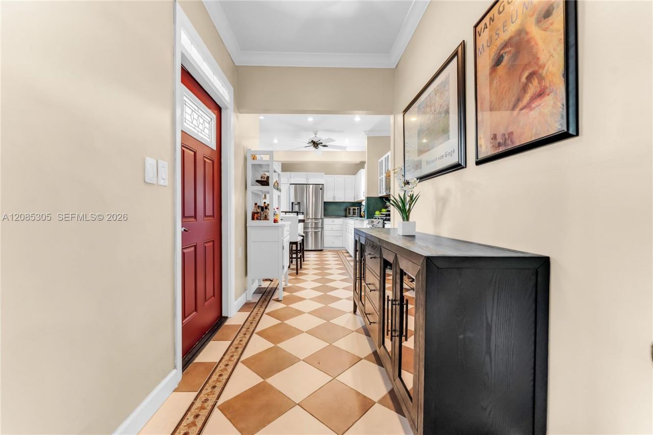 3719 Sheridan Ave, Miami Beach, FL 33140 Photo