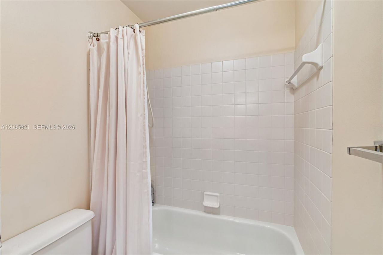 30 Windsor Ln, Unit #30, Palm Beach Gardens, FL 33418 Photo