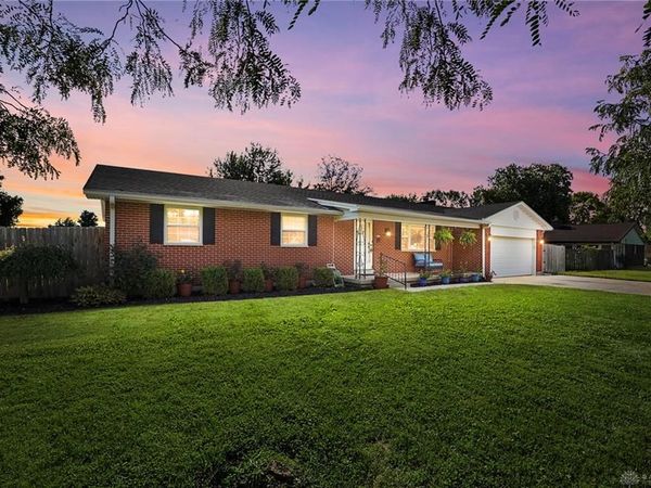 2348 Apricot Drive, Beavercreek, OH 45431