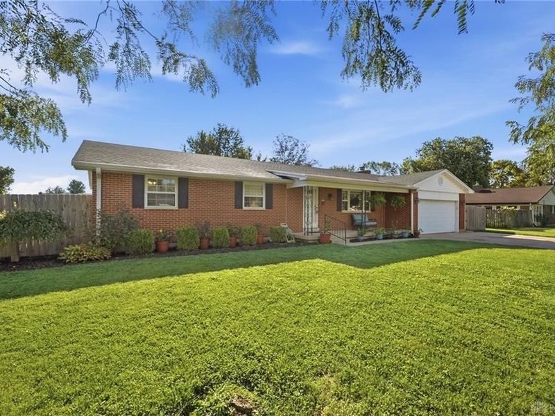 2348 Apricot Drive, Beavercreek, OH 45431 Photo 3