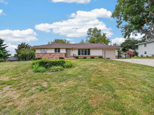 7046 NW 21st Street , Ankeny, IA 50023