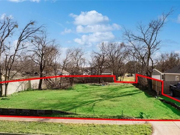1510 E Leuda Street, Fort Worth, TX 76104