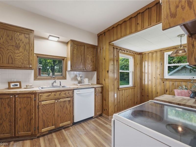 1916 29th Street NW, Canton, OH 44709 Photo 24