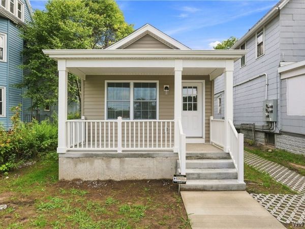 911 Columbus Parkway, Buffalo, NY 14213