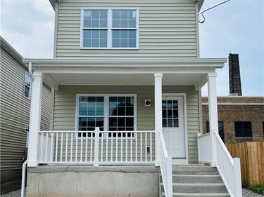 242 Rhode Island Street, Buffalo, NY 14213