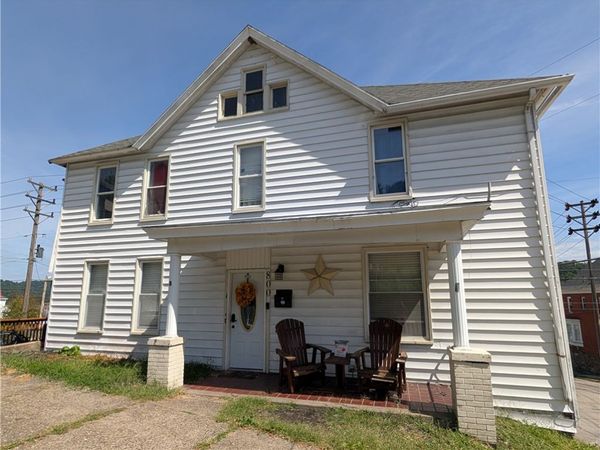 800 Lincoln Ave , Charleroi, PA 15022