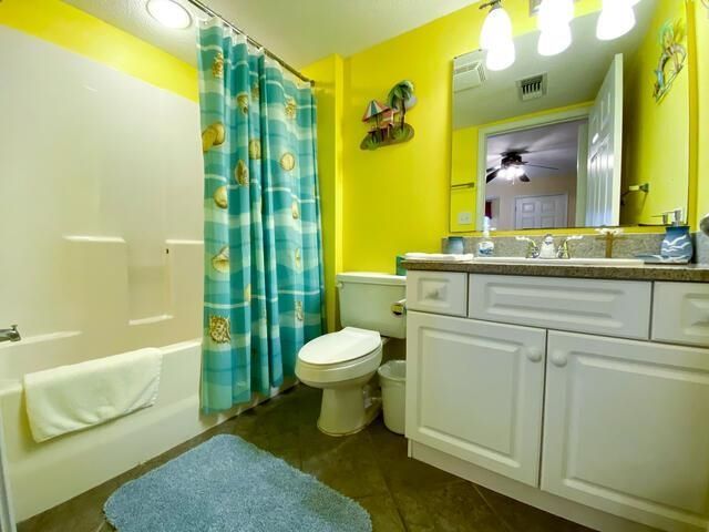 1401 S Ocean Blvd. S Photo 9