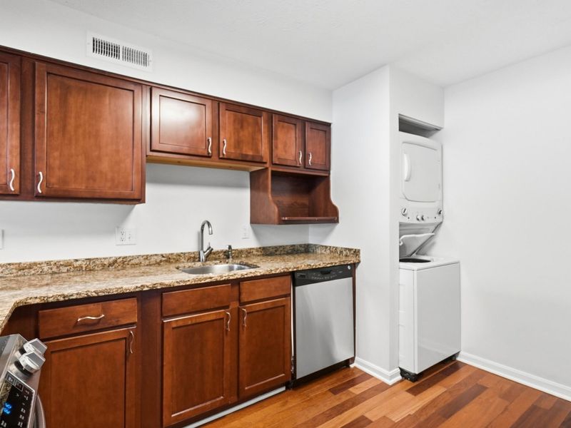 112 Winding Way, Unit G, Covington, KY 41011 Photo 4