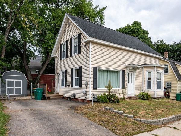 4 Cocheco Avenue, Rochester, NH 03868
