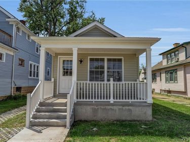 143 Lasalle Avenue, Buffalo, NY 14214