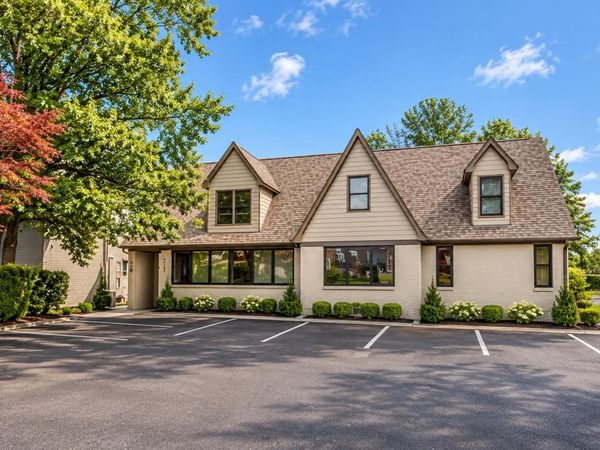 1086 W REX RD, Memphis, TN 38119