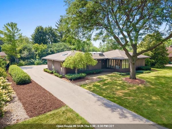 221 ROSEMONT DRIVE, ALLOUEZ, WI 54301
