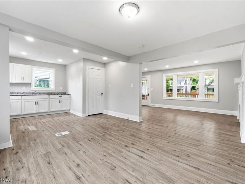 3300 Cedarbrook Road, Cleveland Heights, OH 44118 Photo 7
