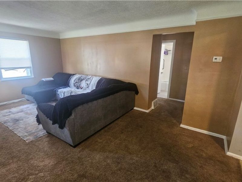 12332 Park Knoll Drive, Garfield Heights, OH 44125 Photo 14