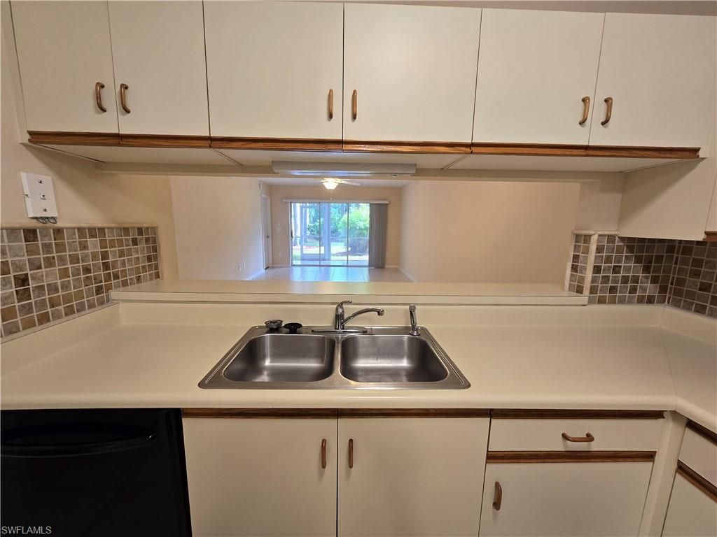 5750 Woodmere Lake Cir, Unit H101, Naples, FL 34112 Photo